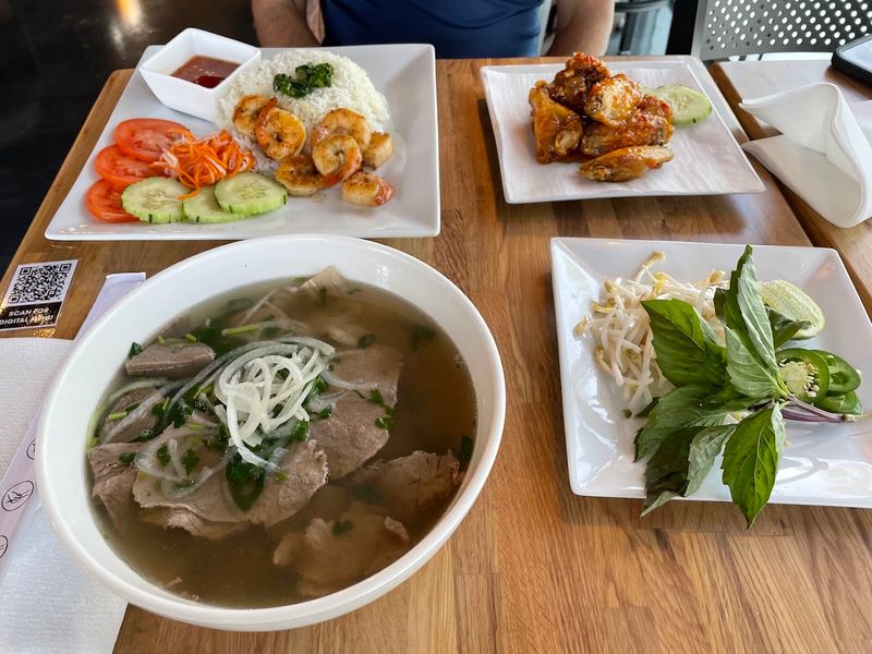 Bep Vietnamese Kitchen – Holly Springs