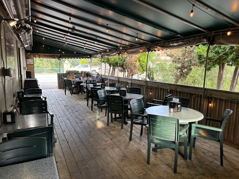 Best way to do it: arrive hungry, bring cash, claim the patio