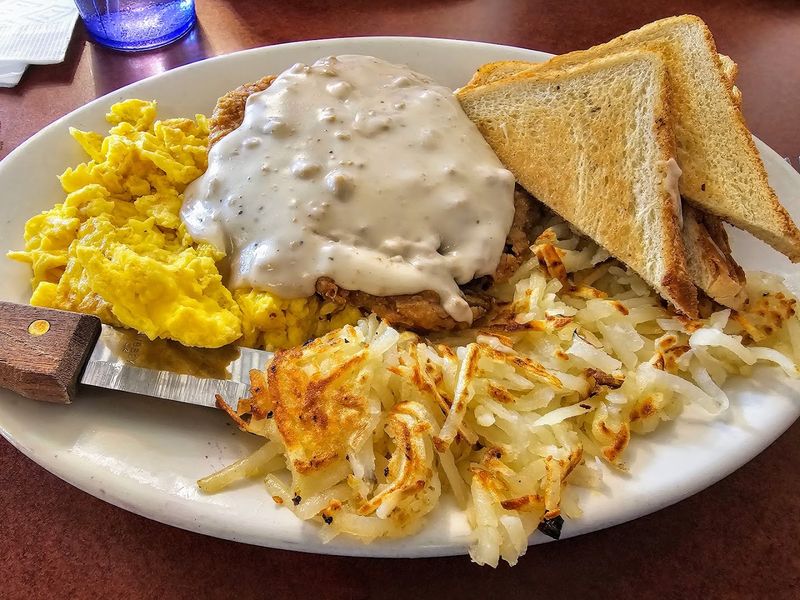 Big Breakfast Energy Without the Big-City Fuss Big Breakfast Energy Without the Big-City Fuss