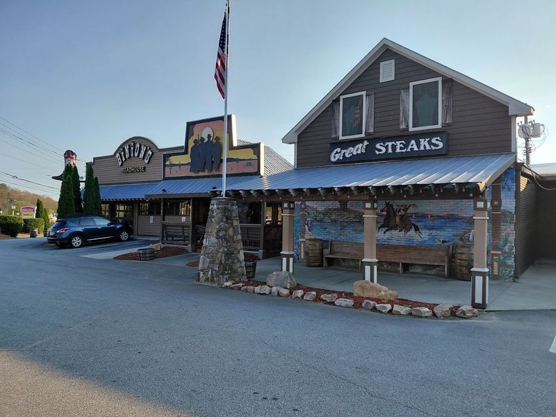 Binion’s Roadhouse (Hendersonville)