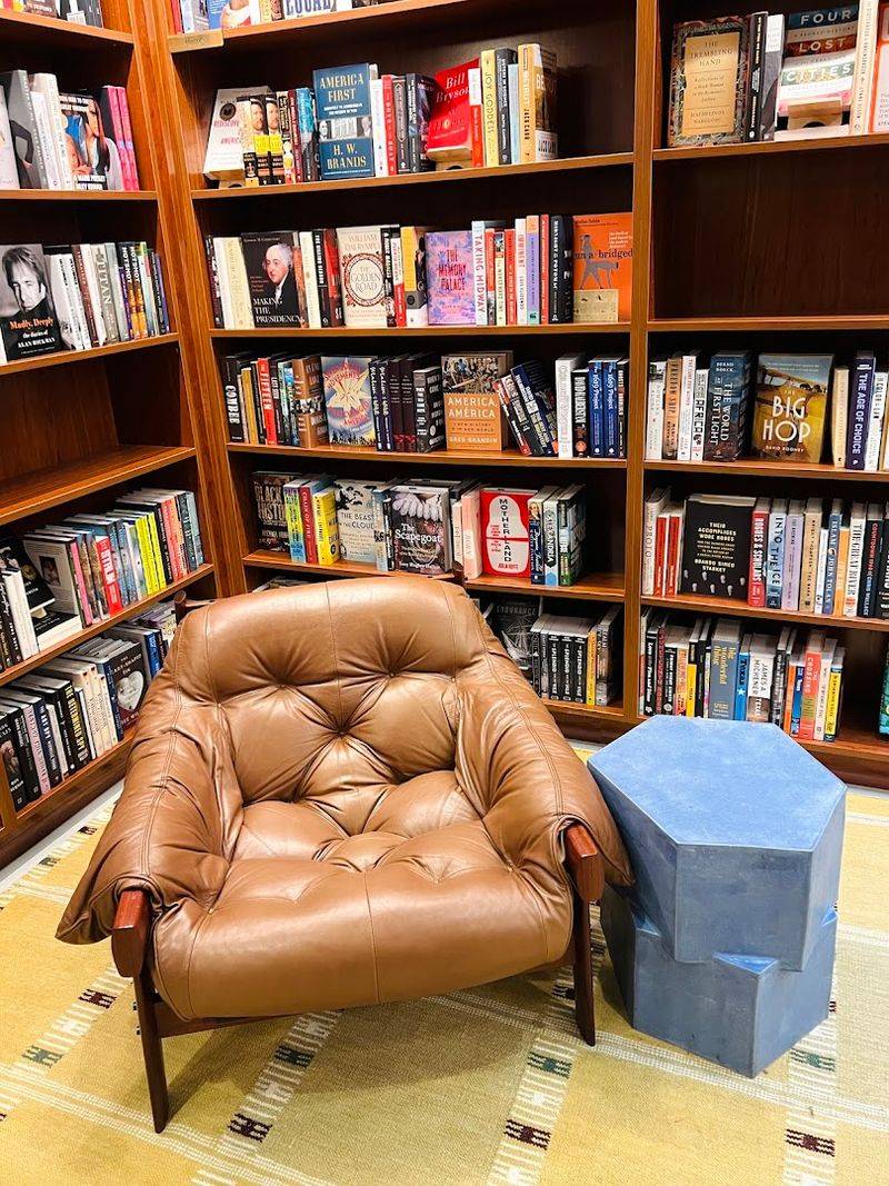 Bird's Bookstore (Dallas) Bird's Bookstore (Dallas)