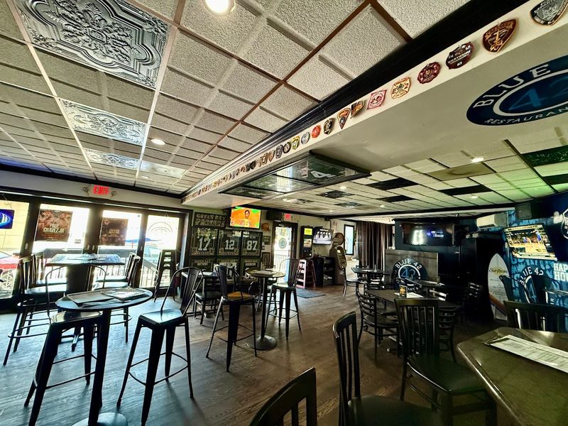 Blue 42 Restaurant & Bar — Elmwood Park Blue 42 Restaurant & Bar — Elmwood Park