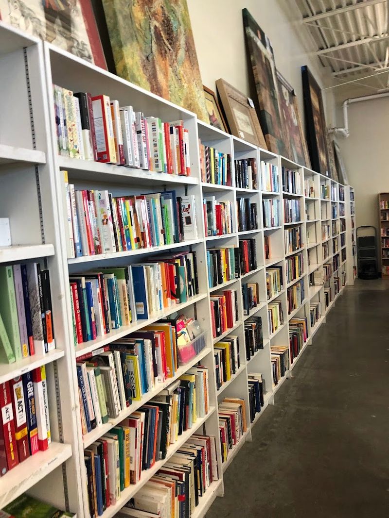 Book Lovers’ Corner Book Lovers’ Corner