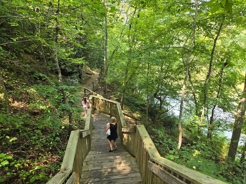 Boone’s Cave Park Trails