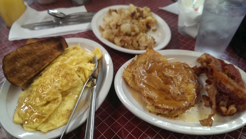 Breakfast Plates Worth Waking Up Early For Breakfast Plates Worth Waking Up Early For