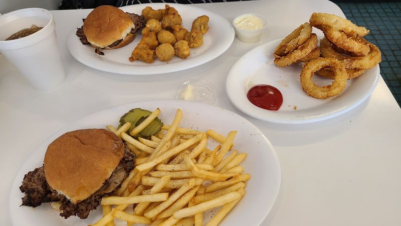 Breakfast, burgers, and comfort food all day Breakfast, burgers, and comfort food all day