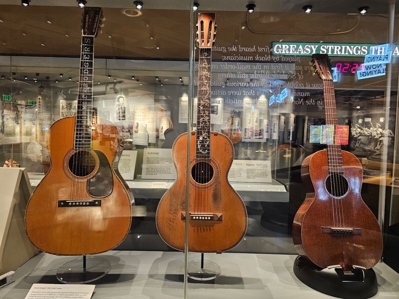 Bristol's Birthplace of Country Music Museum – Bristol