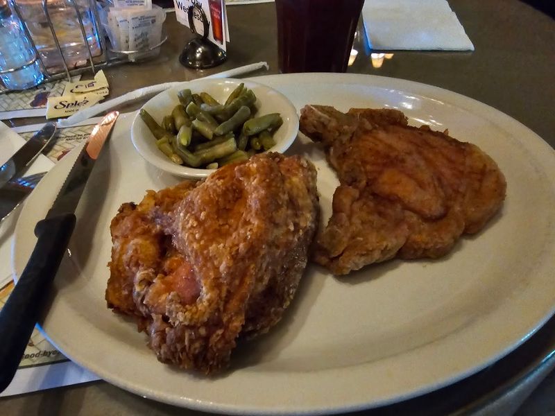 Broasted Chicken That Earned Its Reputation Broasted Chicken That Earned Its Reputation