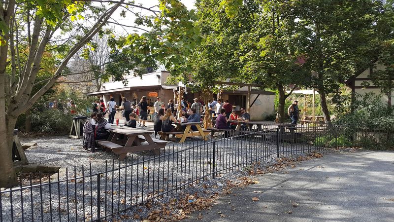 Browse Root's Old Mill Flea Market Browse Root's Old Mill Flea Market