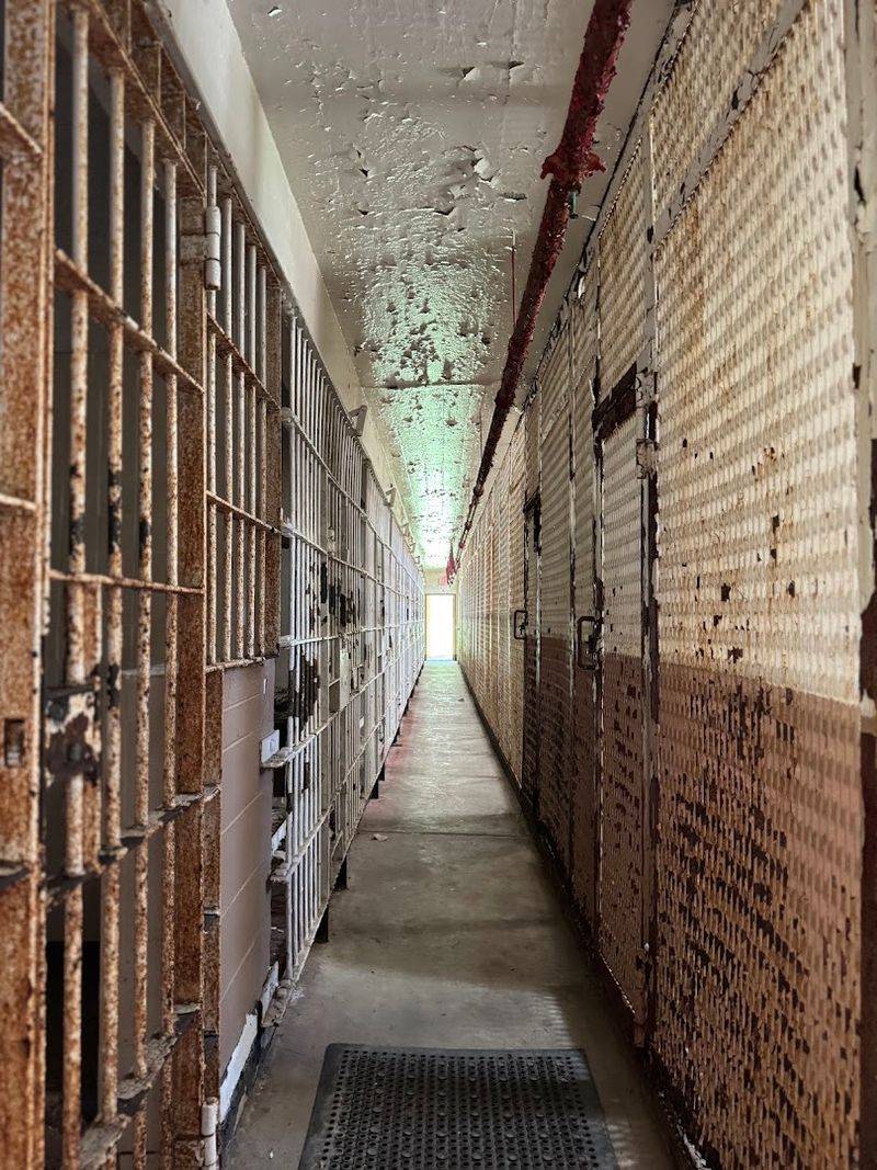 Brushy Mountain State Penitentiary — Petros