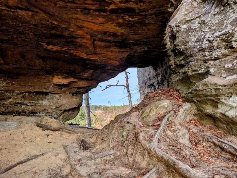 Buzzard Cave Trail, McArthur Buzzard Cave Trail, McArthur
