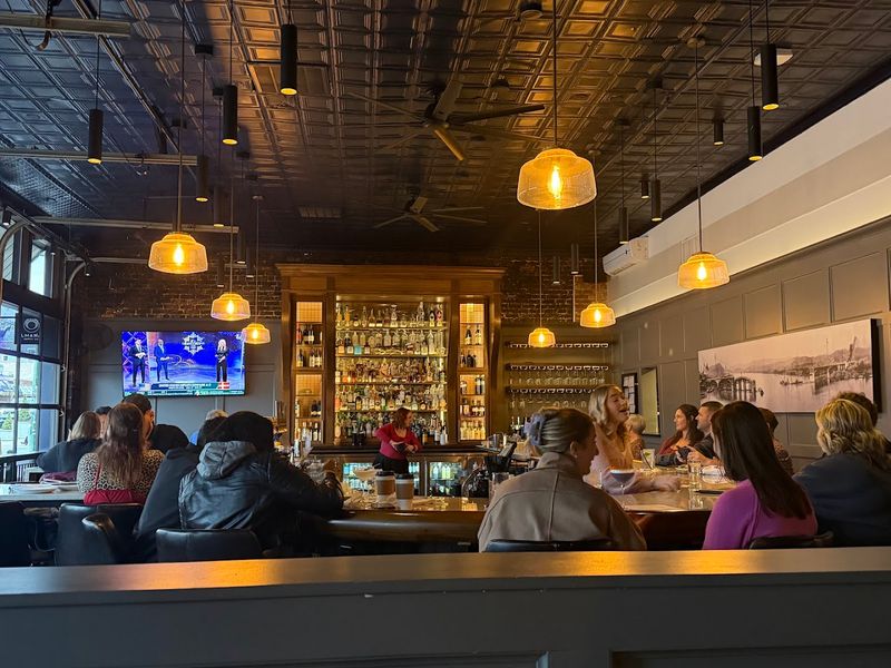 Frazier Five & Dime Diner – Chattanooga