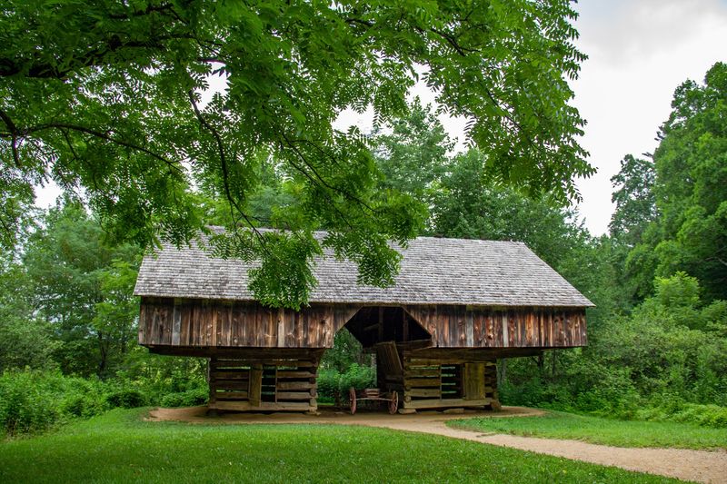 Cades Cove Loop Road – Great Smoky Mountains National Park