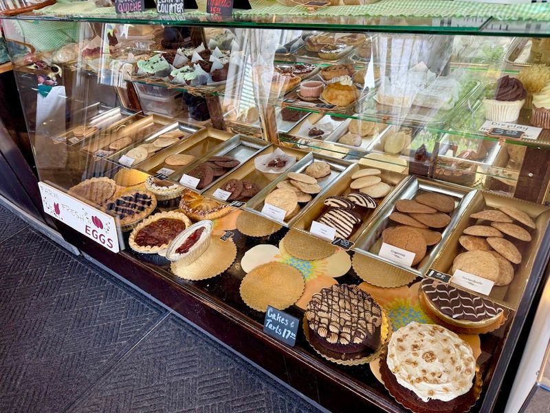 Cakes, Cookies, And Desserts Made With Serious Care