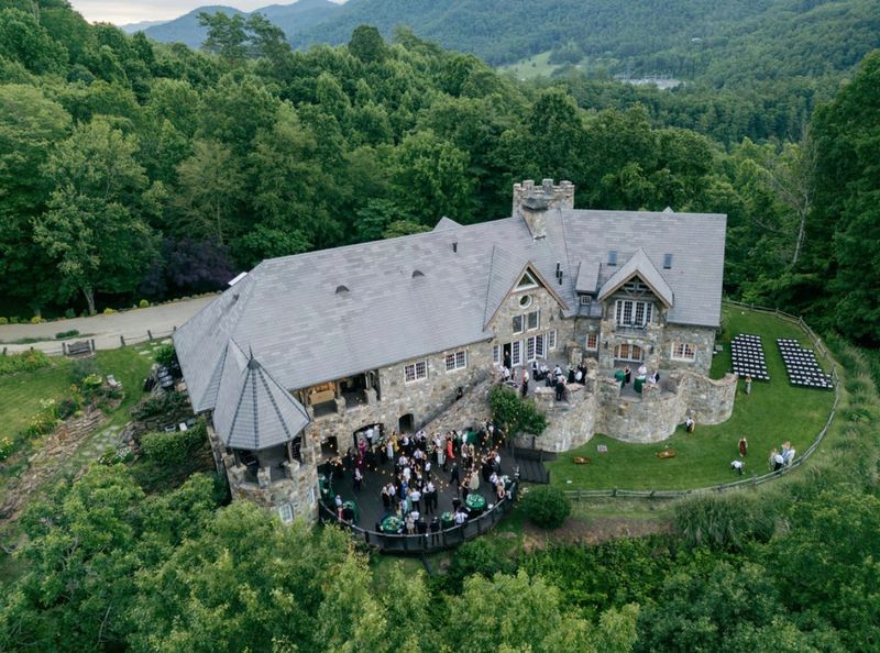 Castle Ladyhawke (Tuckasegee) Castle Ladyhawke (Tuckasegee)