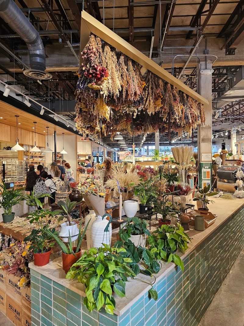 Catch the Weekend Farmers Market Catch the Weekend Farmers Market