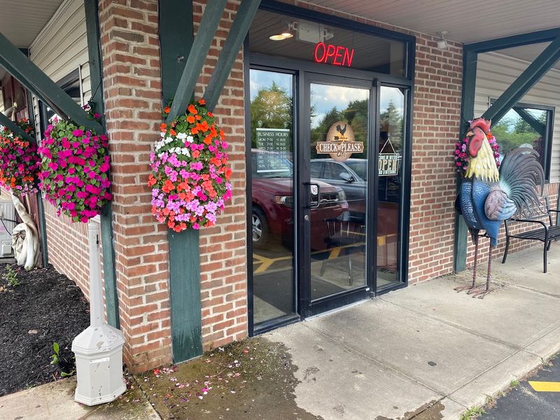 Check Please Cafe, Grafton Check Please Cafe, Grafton