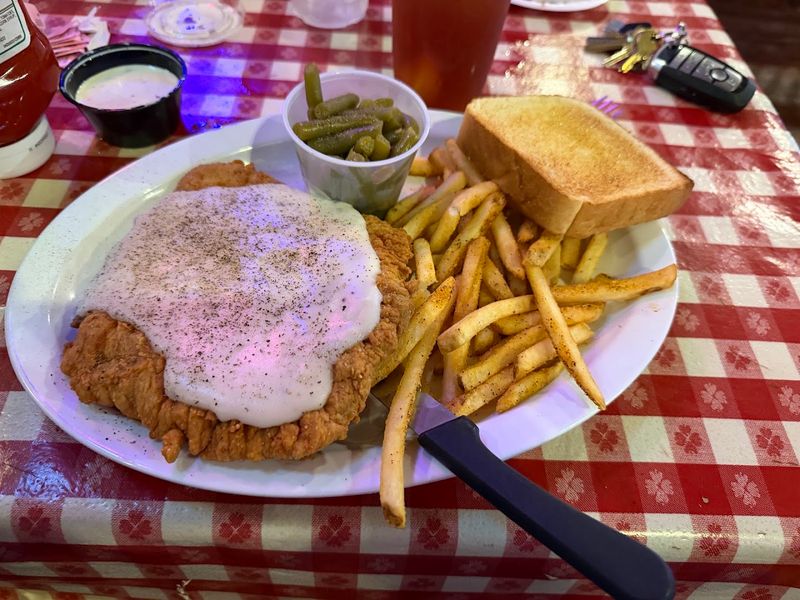 Chicken Fried Steak Done the Old-School Way Chicken Fried Steak Done the Old-School Way