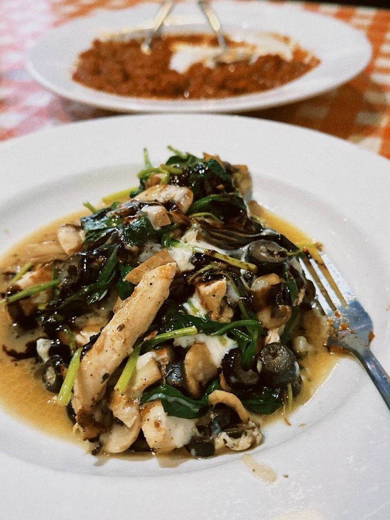 Chicken Murphy That Packs a Flavorful Punch Chicken Murphy That Packs a Flavorful Punch