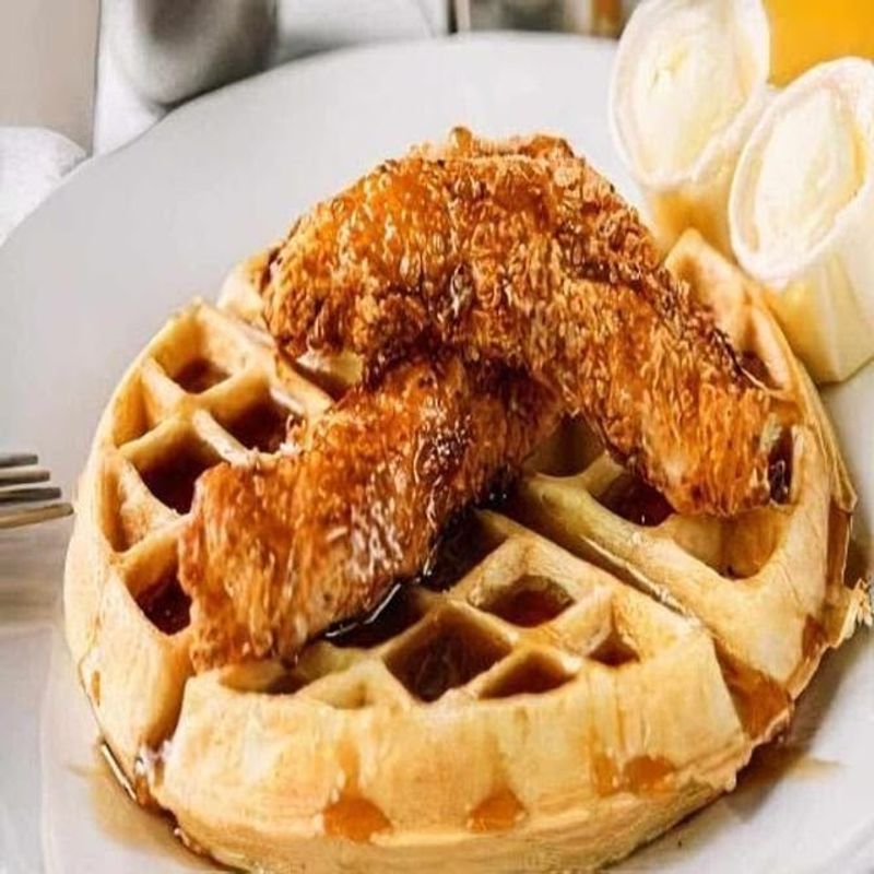 Chicken and Waffles Worth a Detour Chicken and Waffles Worth a Detour