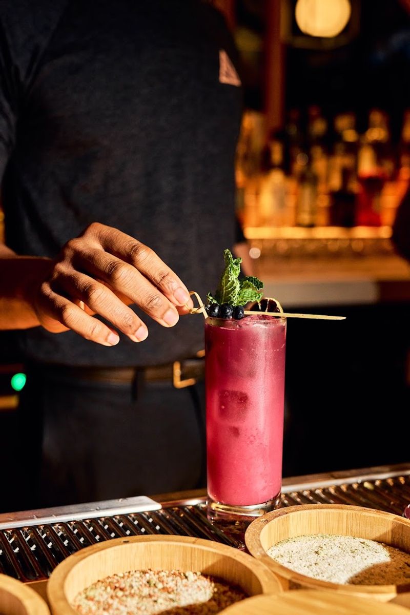 Cocktails, Mocktails, And Drinks That Hold Their Own Cocktails, Mocktails, And Drinks That Hold Their Own