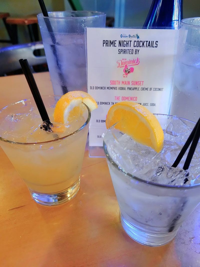 Cold Drinks And Live Music Keep The Evenings Lively Cold Drinks And Live Music Keep The Evenings Lively