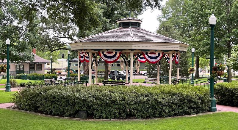 Collierville's Town Square Feels Like the Heart of a Storybook Collierville's Town Square Feels Like the Heart of a Storybook