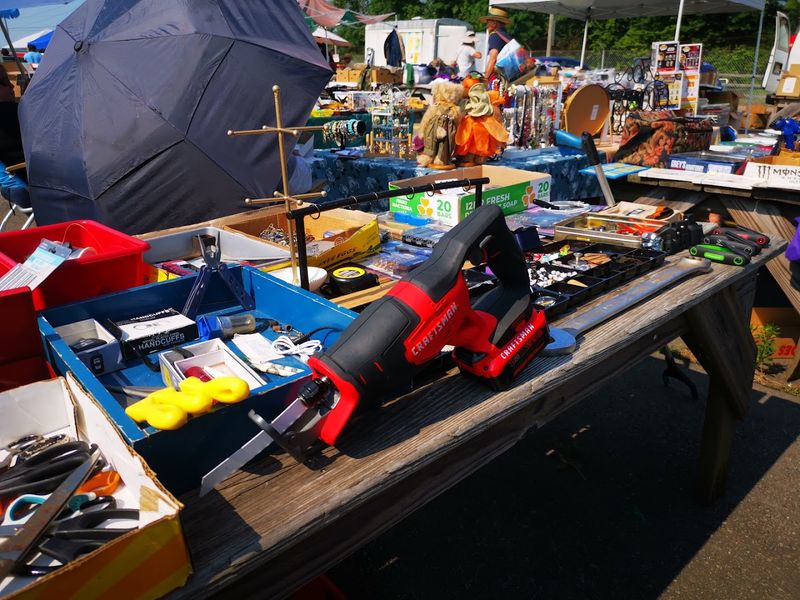 Columbus Farmers Market & Flea Market