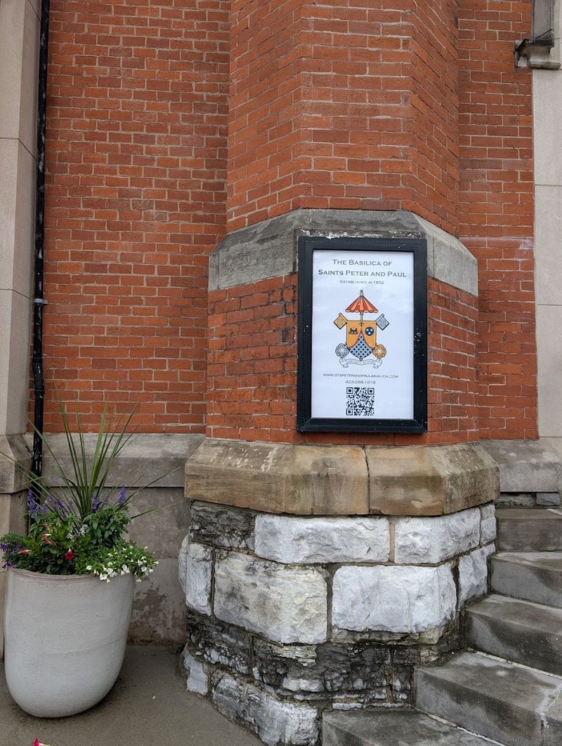 Communion Rails and Traditional Catholic Practices Preserved