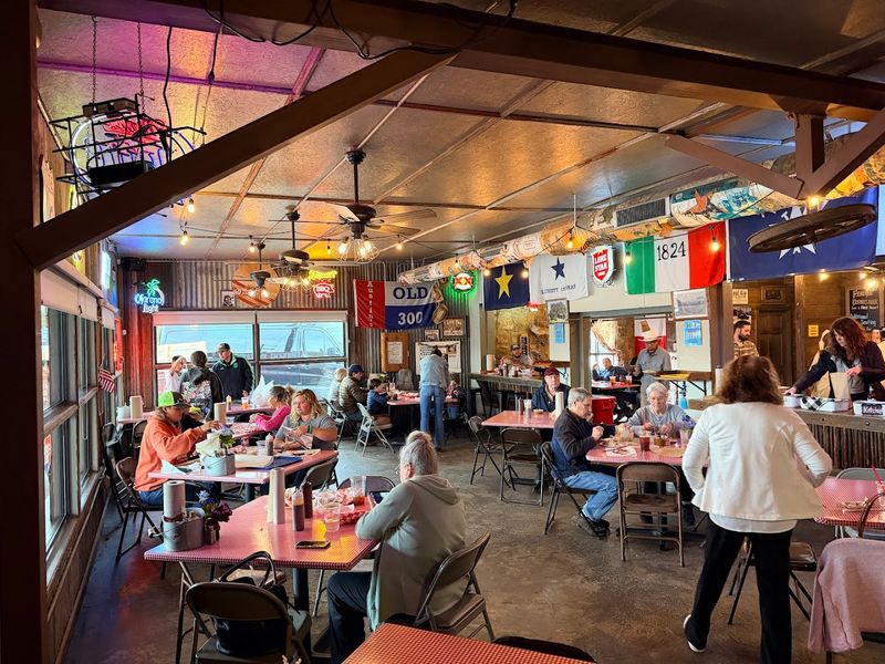 Condiment Bar and Western Atmosphere