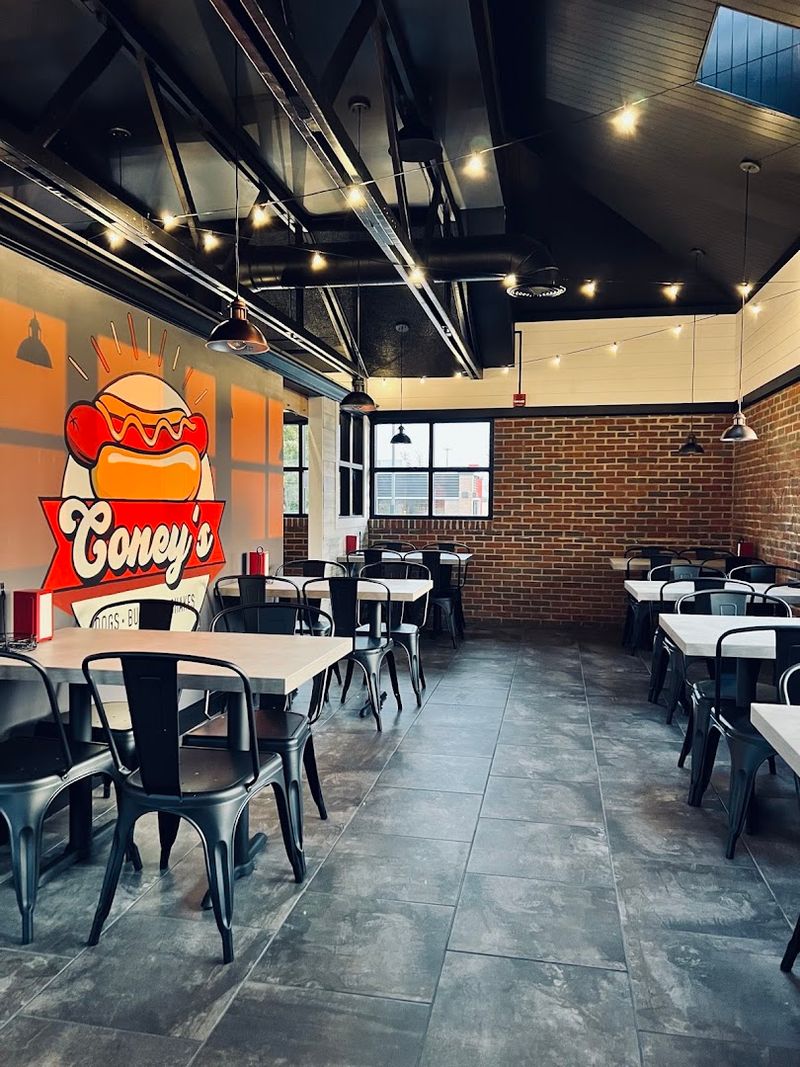 Coney’s, Poland