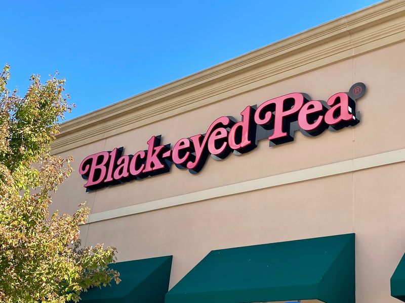 Convenient Arlington Location with Easy Access Convenient Arlington Location with Easy Access