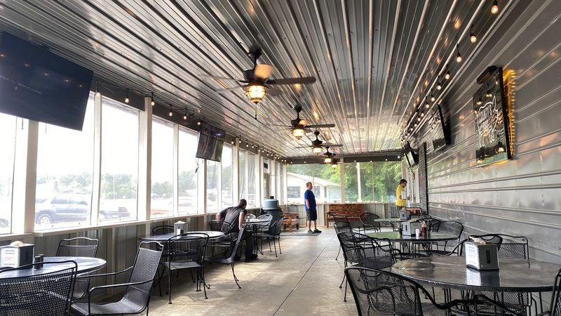 County's BBQ — Oneida