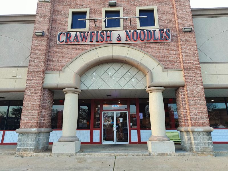Crawfish & Noodles (Houston)