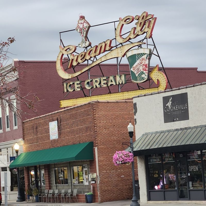 Cream City Ice Cream & Coffee House — Cookeville