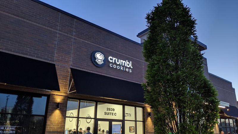 Crumbl Crumbl