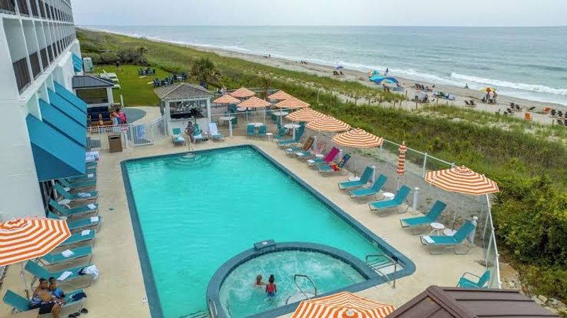 Crystal Coast Oceanfront Hotel Crystal Coast Oceanfront Hotel
