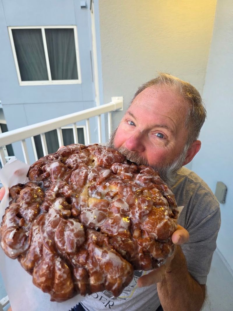 Custom Cinnamon Rolls for Special Occasions and Celebrations Custom Cinnamon Rolls for Special Occasions and Celebrations