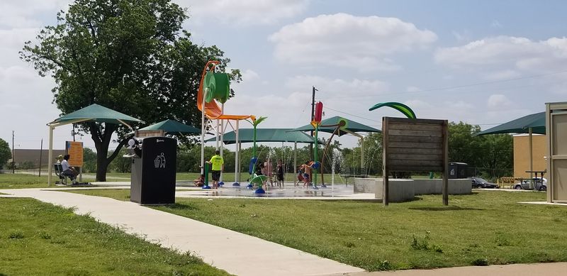 Daily Life Perks: Commutes, Schools, and Parks