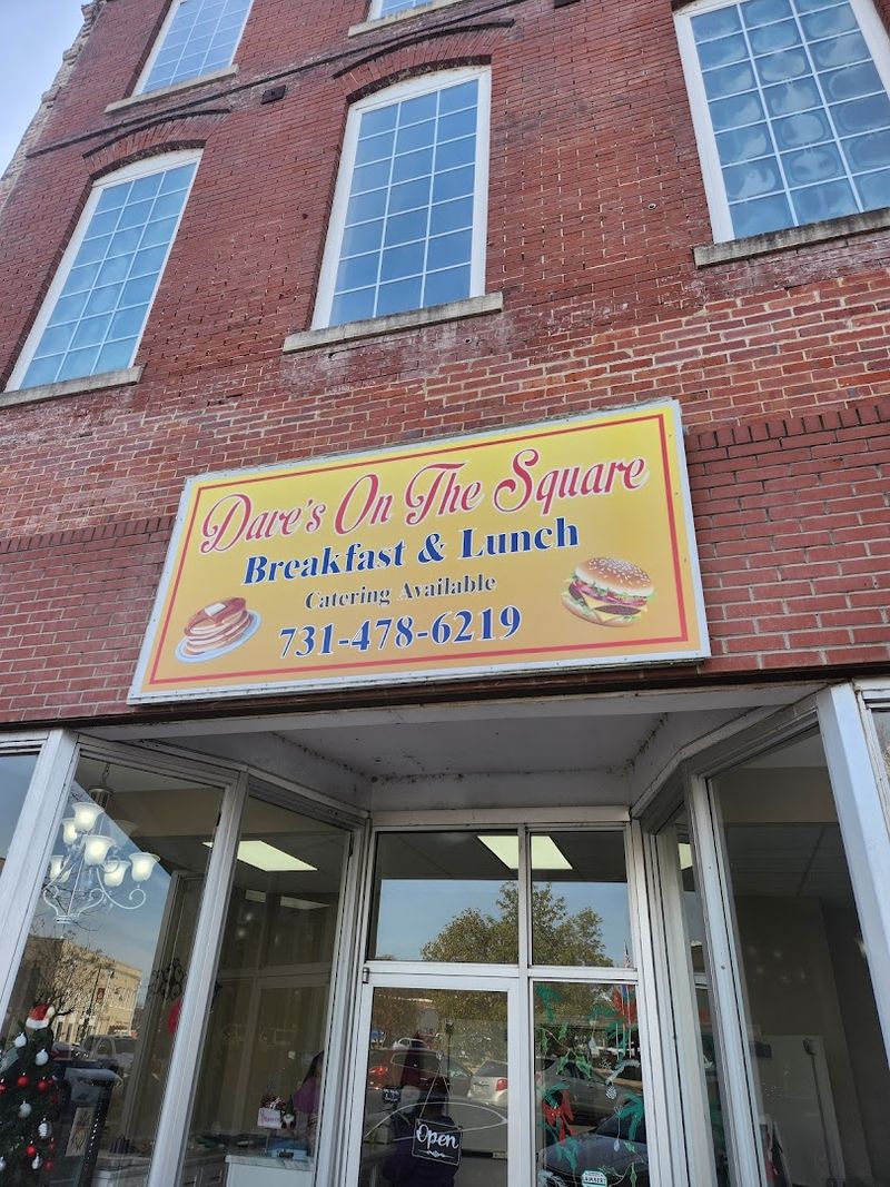 Dave's On The Square Dave's On The Square