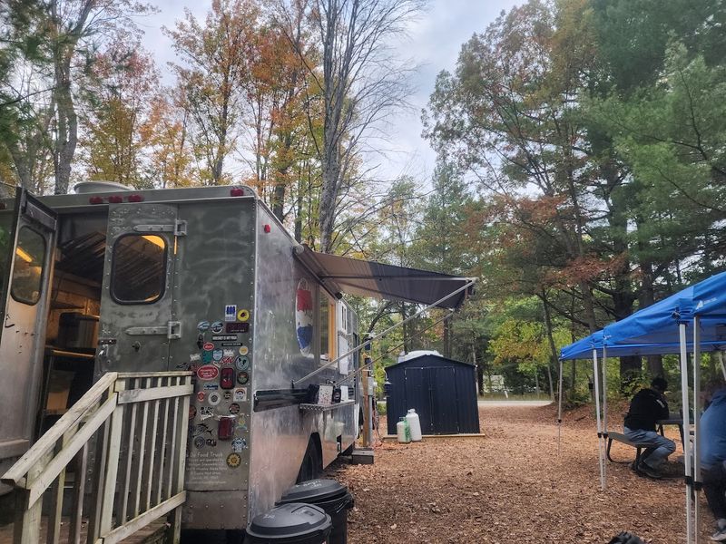 De Food Truck — Northern Michigan / Traverse City area