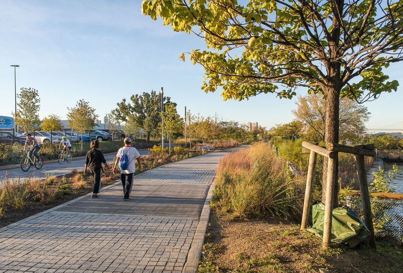Delaware River Trail, Philadelphia, Pennsylvania