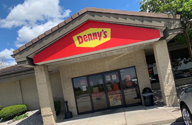 Denny’s, Perrysburg