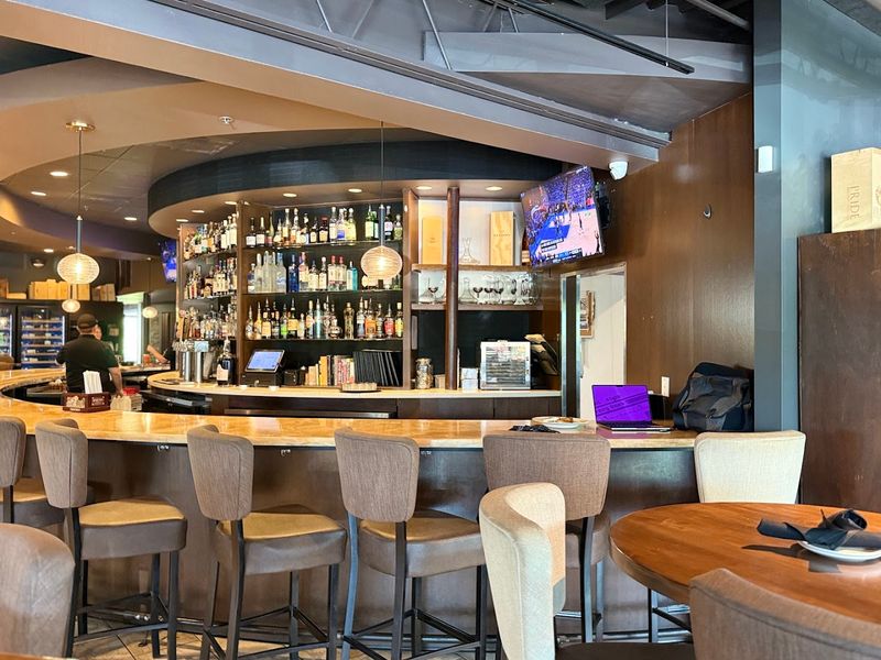Desserts, Drinks, And The Full-Bar Appeal