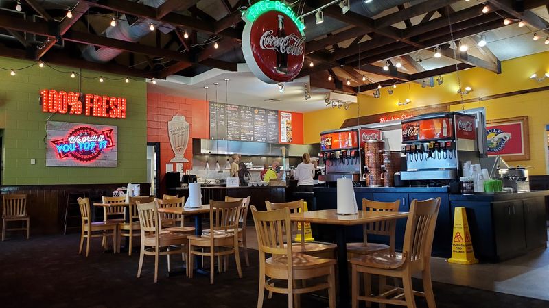 Dining Options That Keep You On Property Dining Options That Keep You On Property