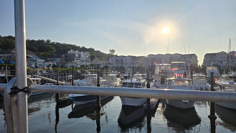 Dock and Dine Service Lets Guests Arrive by Boat Dock and Dine Service Lets Guests Arrive by Boat