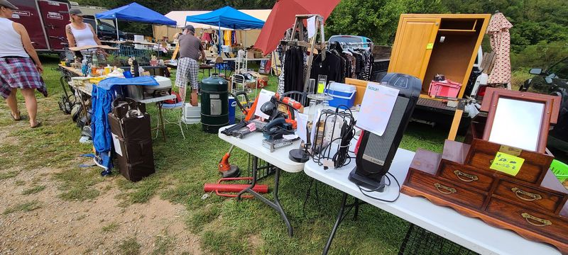 Dog Days Flea Market — Ardmore Dog Days Flea Market — Ardmore