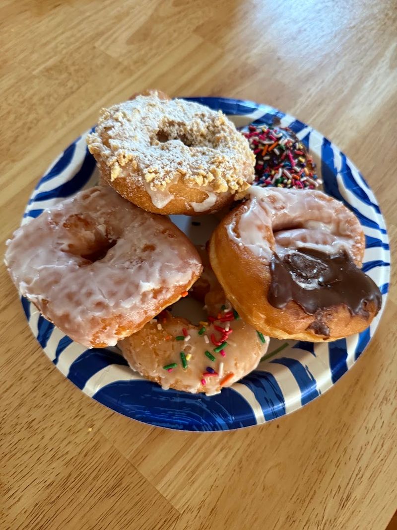 Donuts Plus - Lavallette
