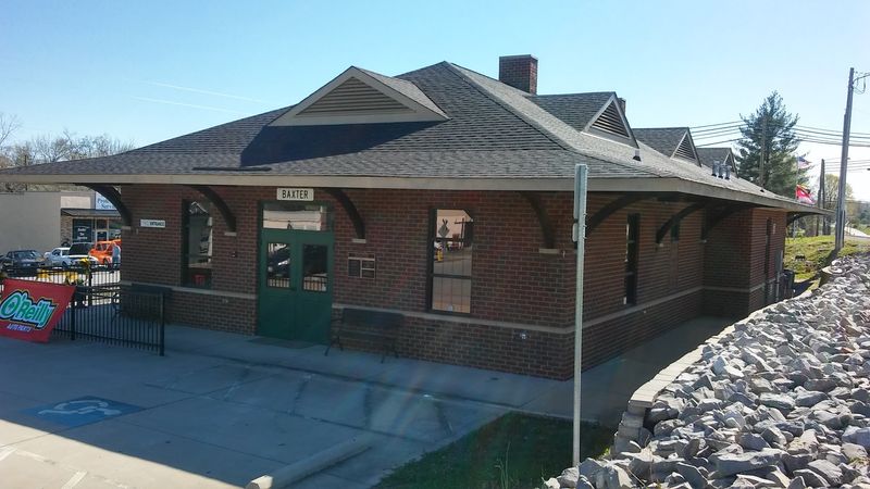 Downtown Baxter Keeps Things Simple and Welcoming