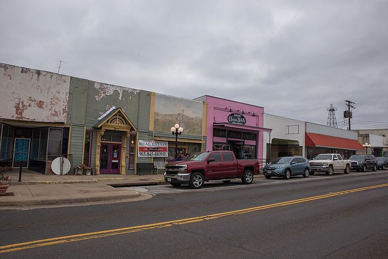 Downtown's Historic Antique District Spans Multiple City Blocks
